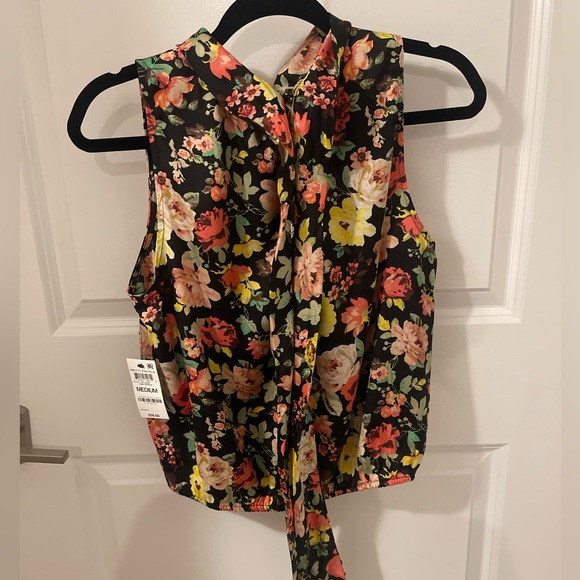 I.N.C International Concepts, Floral Top, Size Medium, New With Tags - Picture 8 of 10